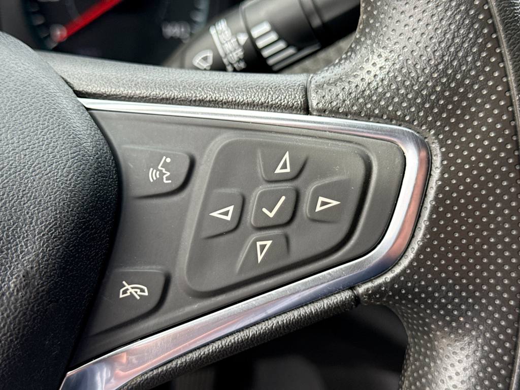 Thumbnail: 2019 Chevrolet Malibu - 29