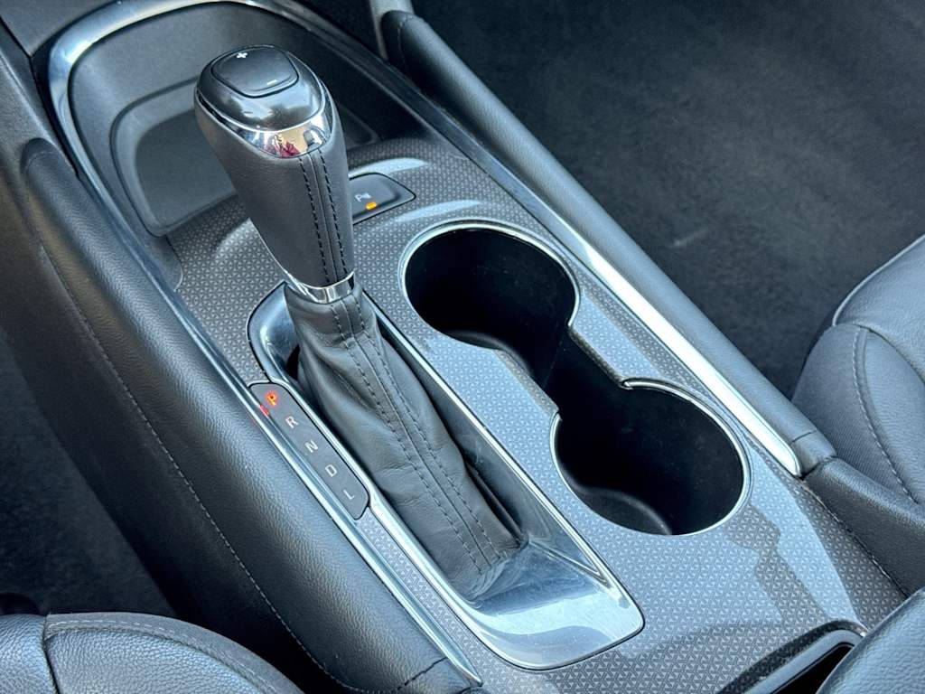 Thumbnail: 2017 Chevrolet Malibu - 33