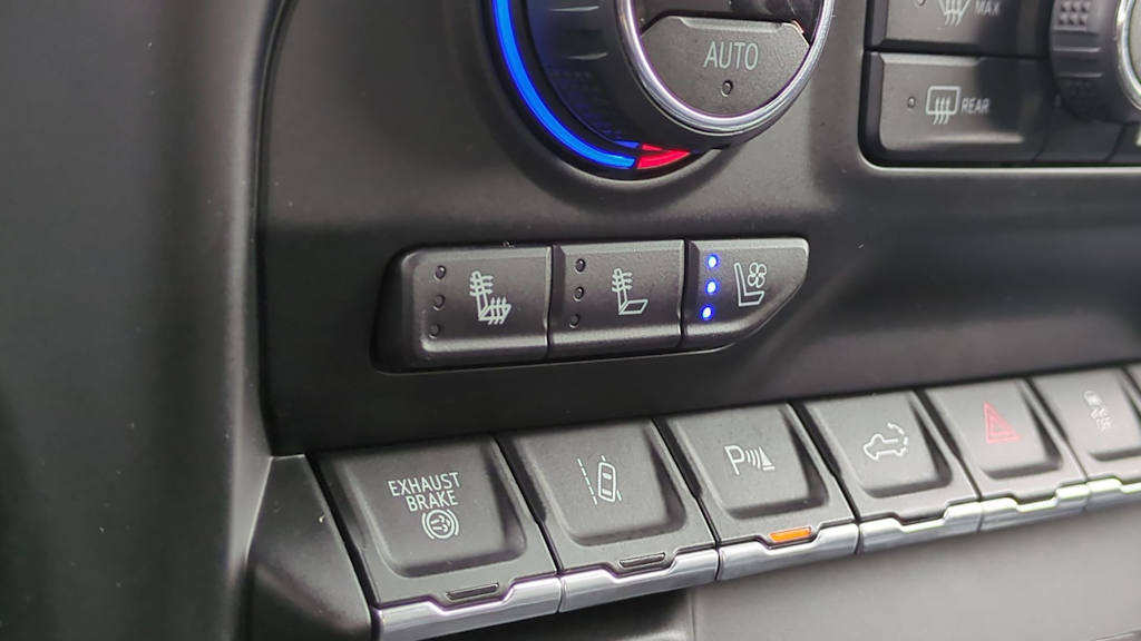 Thumbnail: 2020 Chevrolet Silverado 2500 - 35