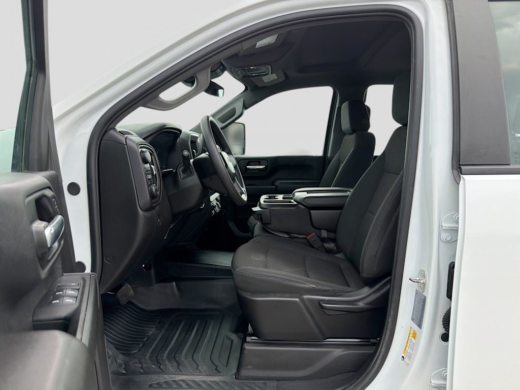 Thumbnail: 2024 Chevrolet Silverado 3500 - 10