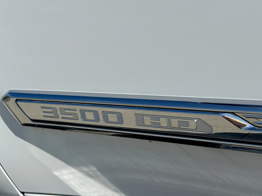 Thumbnail: 2024 Chevrolet Silverado 3500 - 21