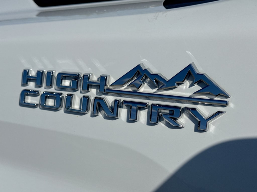 Thumbnail: 2024 Chevrolet Silverado 3500 - 36