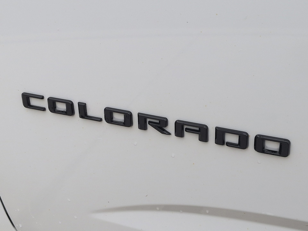 Thumbnail: 2022 Chevrolet Colorado - 25