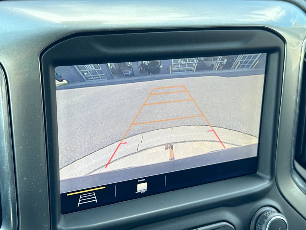 Thumbnail: 2019 Chevrolet Silverado 1500 - 30