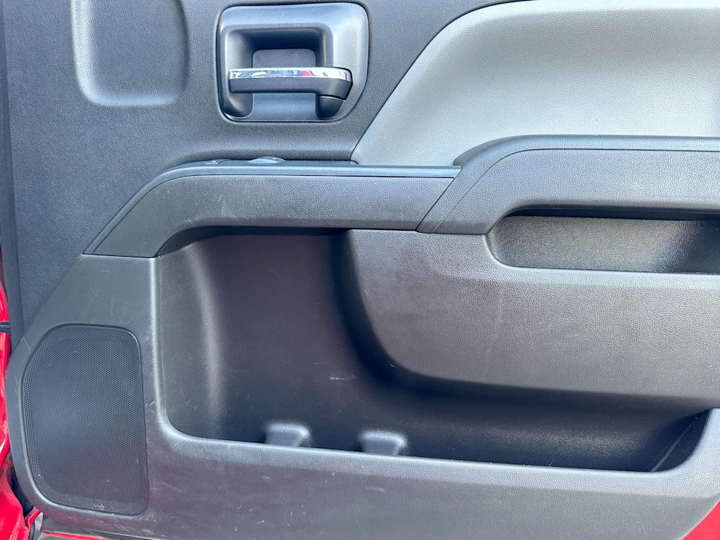Thumbnail: 2017 Chevrolet Silverado 1500 - 32