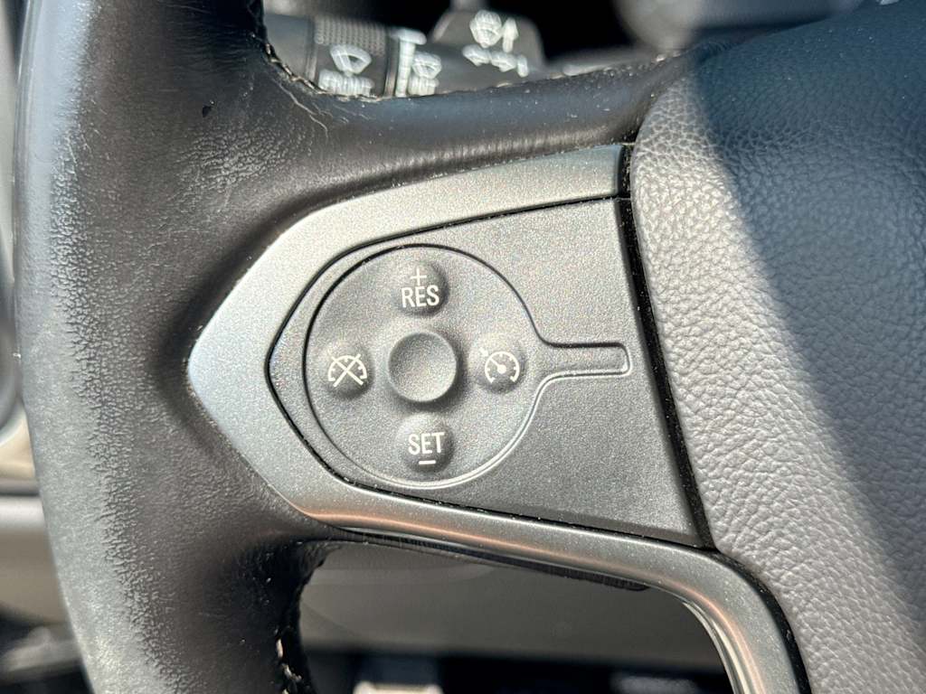 Thumbnail: 2018 Chevrolet Silverado 1500 - 15