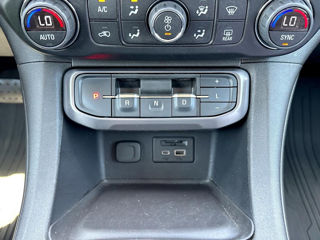 Thumbnail: 2020 GMC Acadia - 36