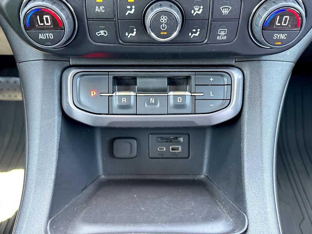 Thumbnail: 2020 GMC Acadia - 36