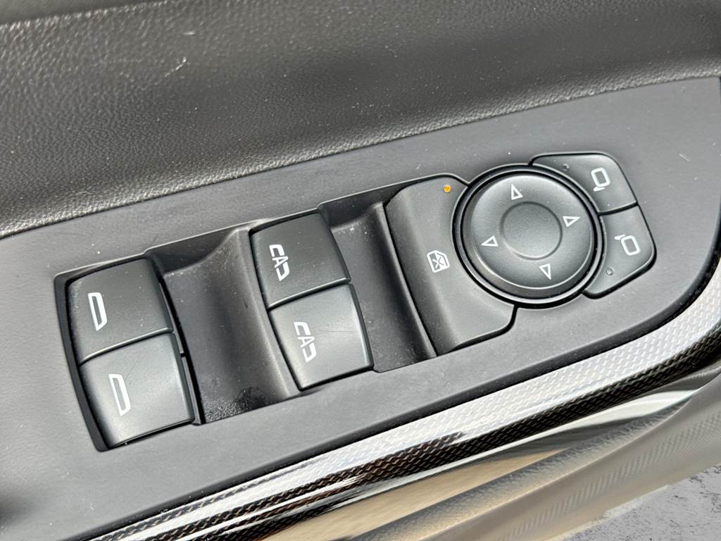 Thumbnail: 2020 GMC Acadia - 25