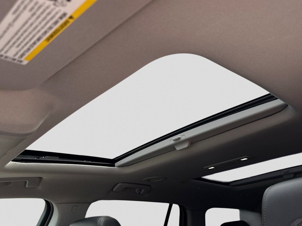 Thumbnail: 2020 GMC Acadia - 26