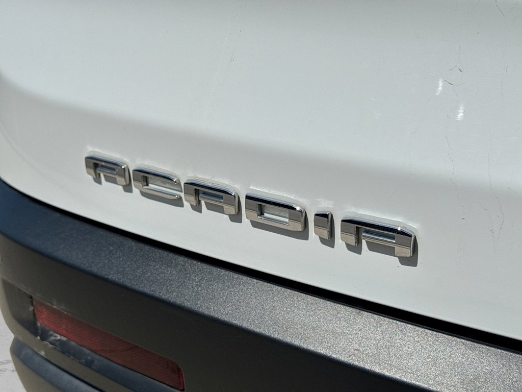 Thumbnail: 2022 GMC Acadia - 24