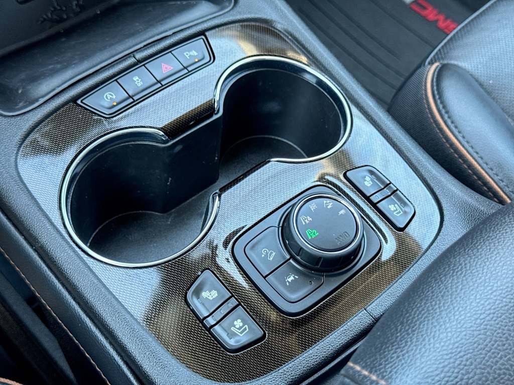 Thumbnail: 2022 GMC Acadia - 14