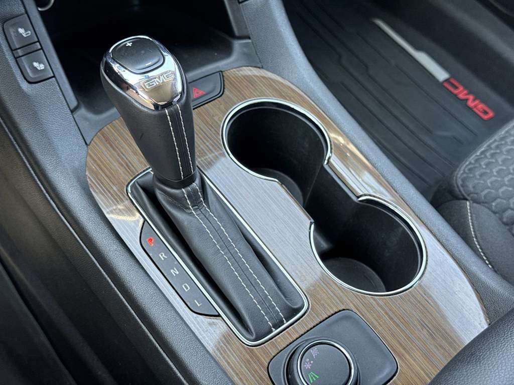 Thumbnail: 2019 GMC Acadia - 14
