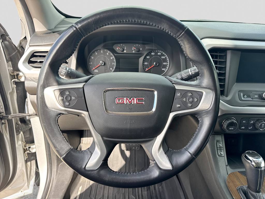 Thumbnail: 2017 GMC Acadia - 13