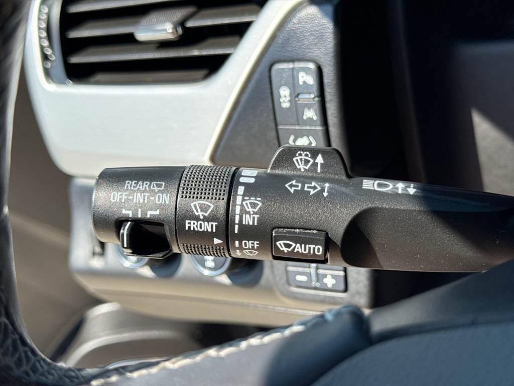 Thumbnail: 2016 GMC Yukon - 14