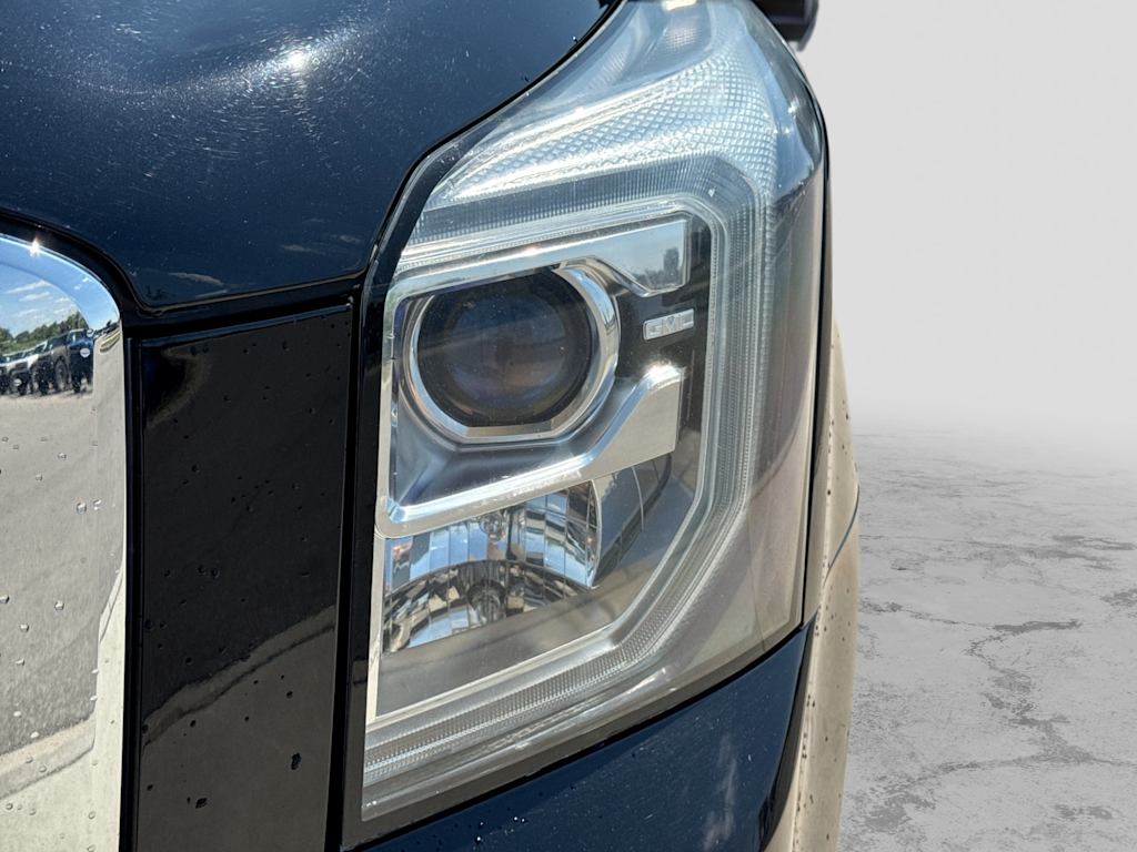 Thumbnail: 2016 GMC Yukon - 23