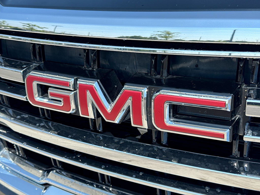Thumbnail: 2023 GMC Yukon - 6