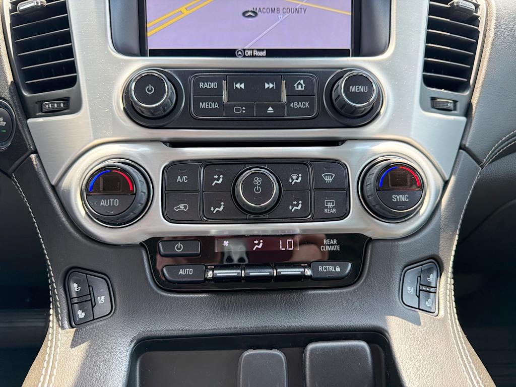 Thumbnail: 2019 GMC Yukon XL - 34