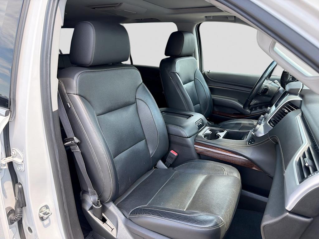 Thumbnail: 2019 GMC Yukon XL - 30