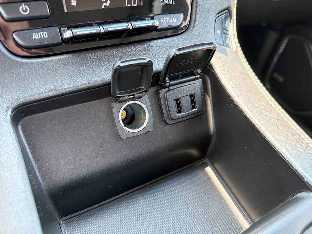 Thumbnail: 2019 GMC Yukon XL - 15