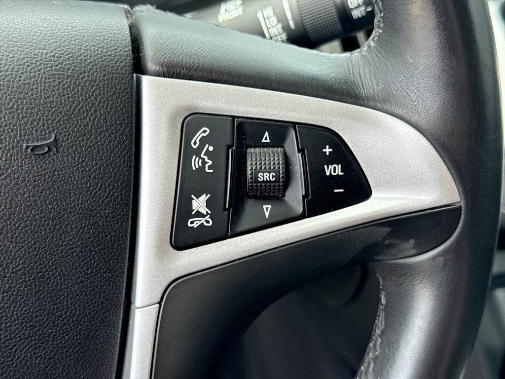 Thumbnail: 2013 Chevrolet Equinox - 28