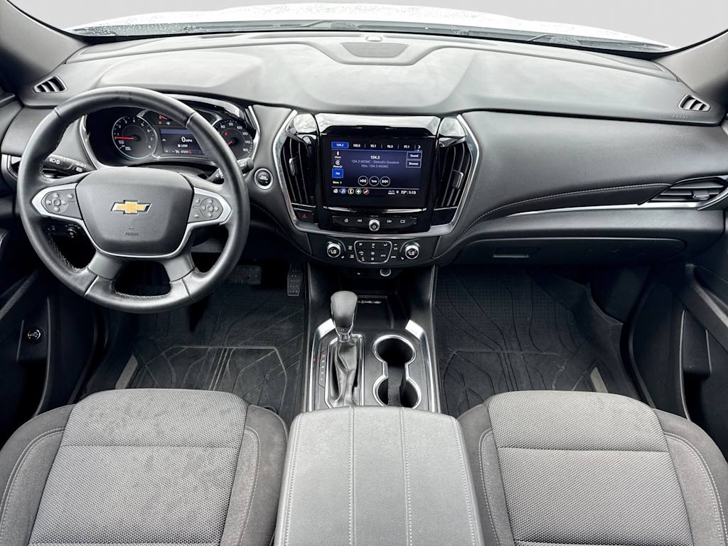 Thumbnail: 2023 Chevrolet Traverse - 9