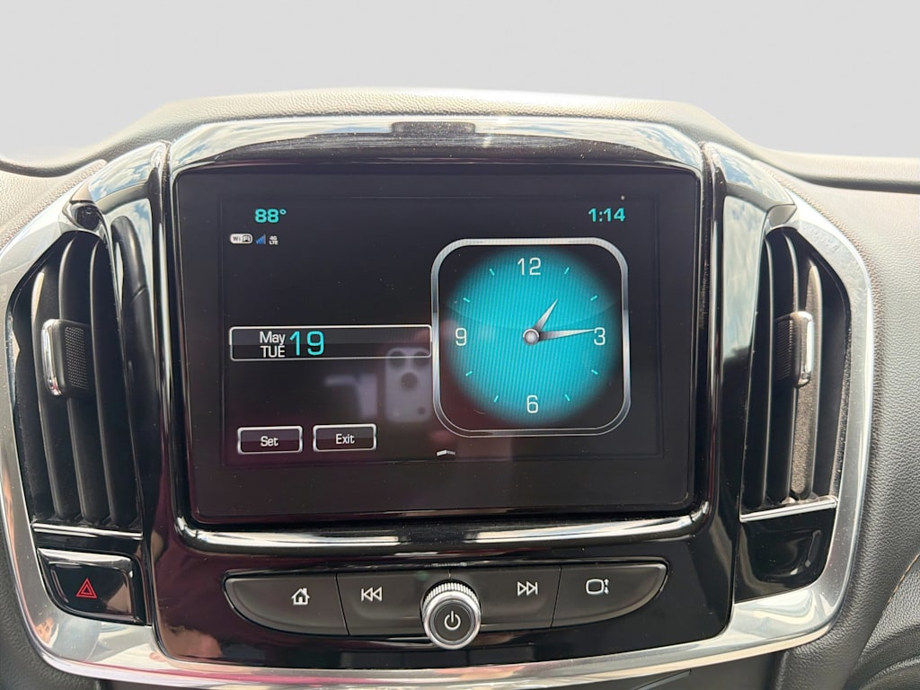 Thumbnail: 2019 Chevrolet Traverse - 32
