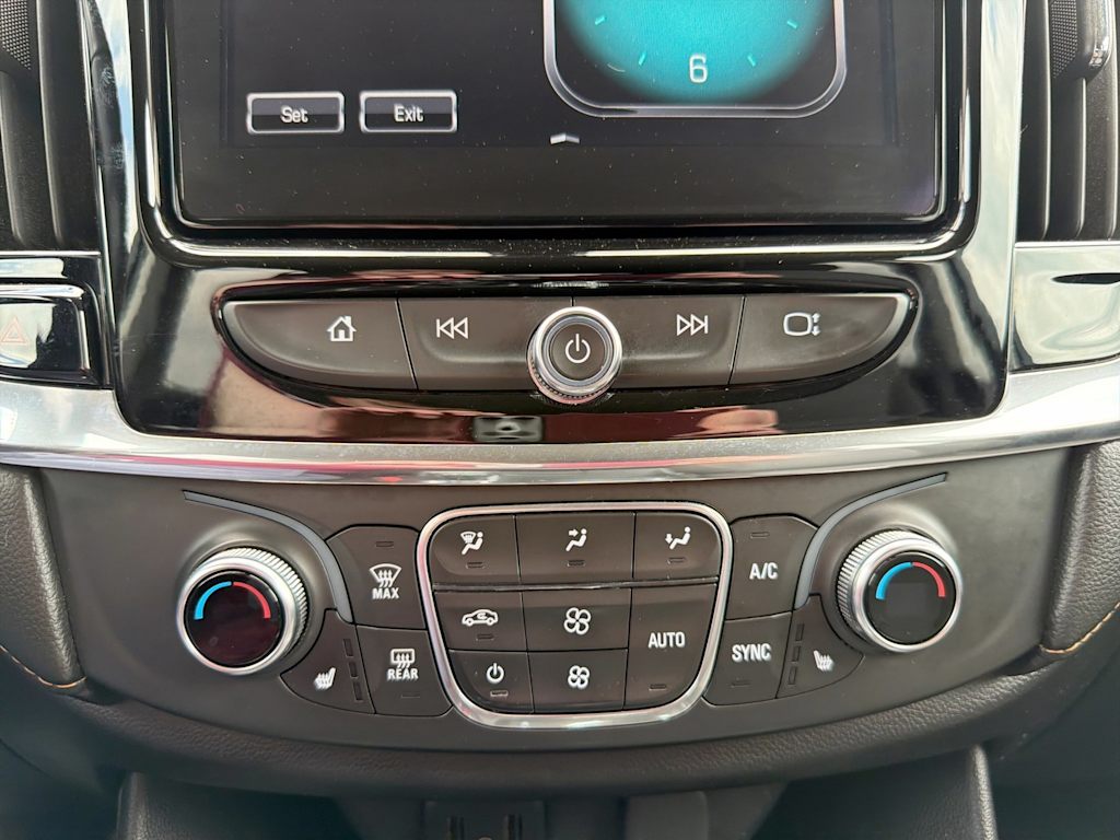 Thumbnail: 2019 Chevrolet Traverse - 13