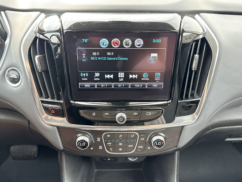 Thumbnail: 2018 Chevrolet Traverse - 14