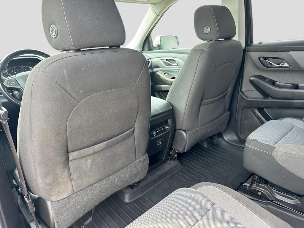 Thumbnail: 2018 Chevrolet Traverse - 12