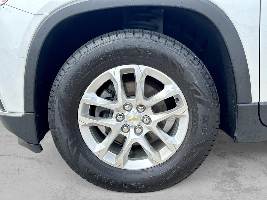 Thumbnail: 2018 Chevrolet Traverse - 8