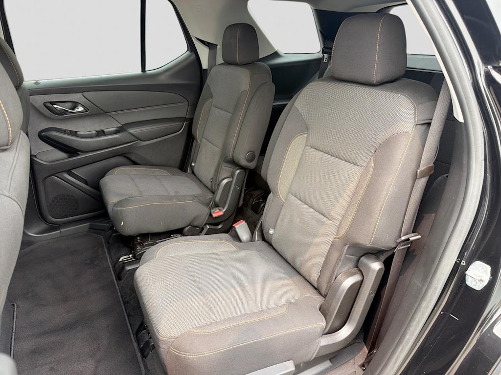 Thumbnail: 2020 Chevrolet Traverse - 25