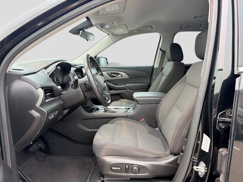 Thumbnail: 2020 Chevrolet Traverse - 10