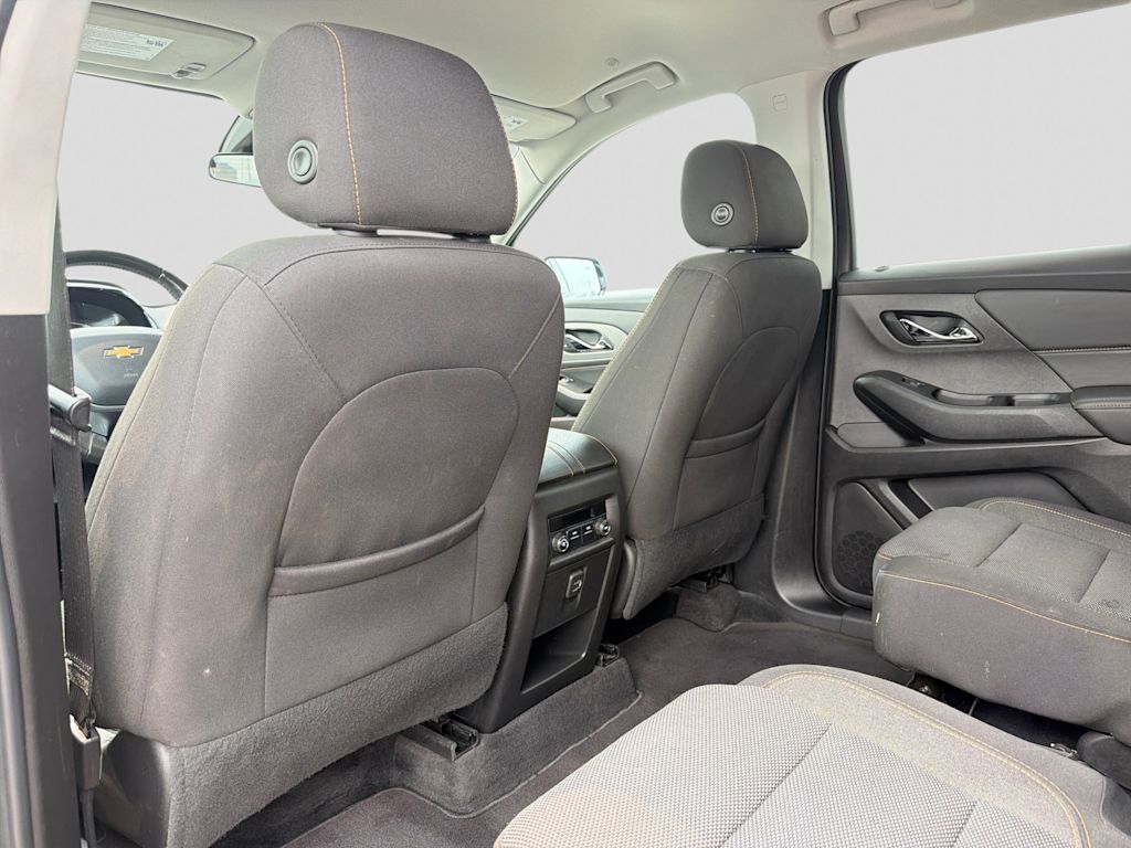 Thumbnail: 2020 Chevrolet Traverse - 12