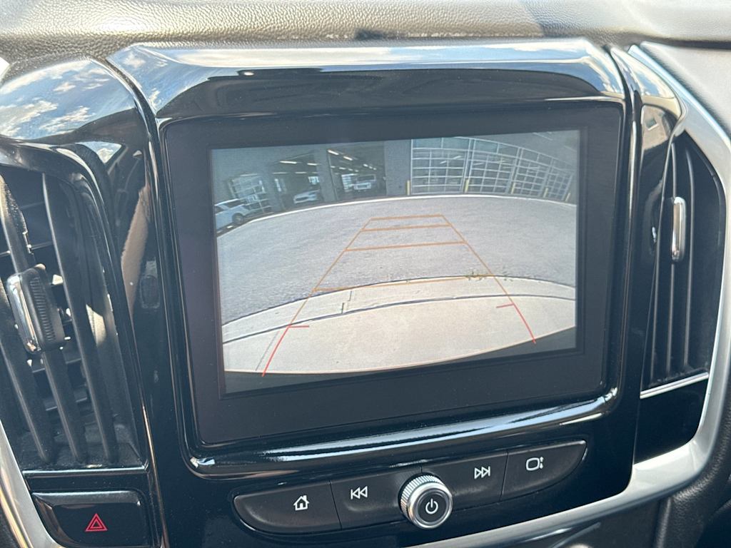 Thumbnail: 2019 Chevrolet Traverse - 34