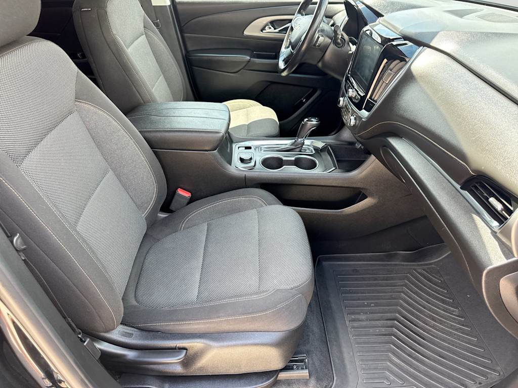Thumbnail: 2019 Chevrolet Traverse - 29