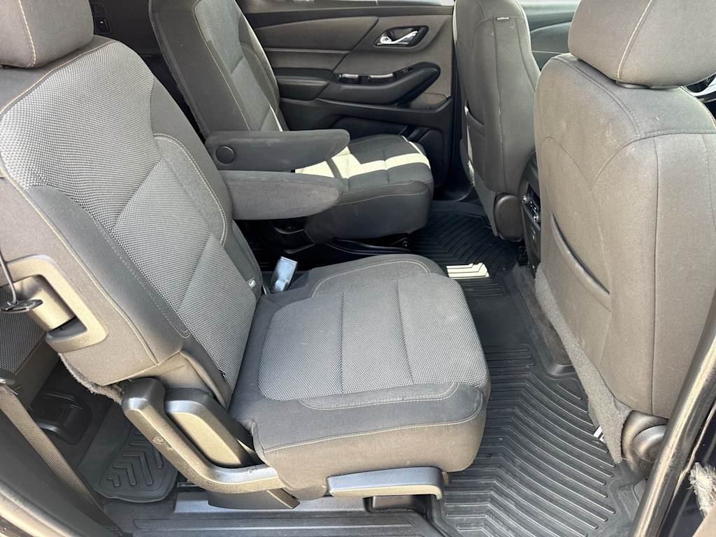 Thumbnail: 2019 Chevrolet Traverse - 10