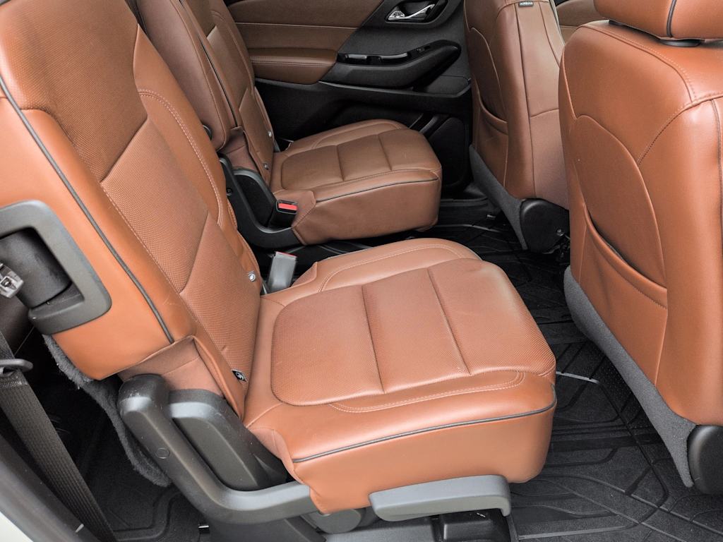 Thumbnail: 2018 Chevrolet Traverse - 28