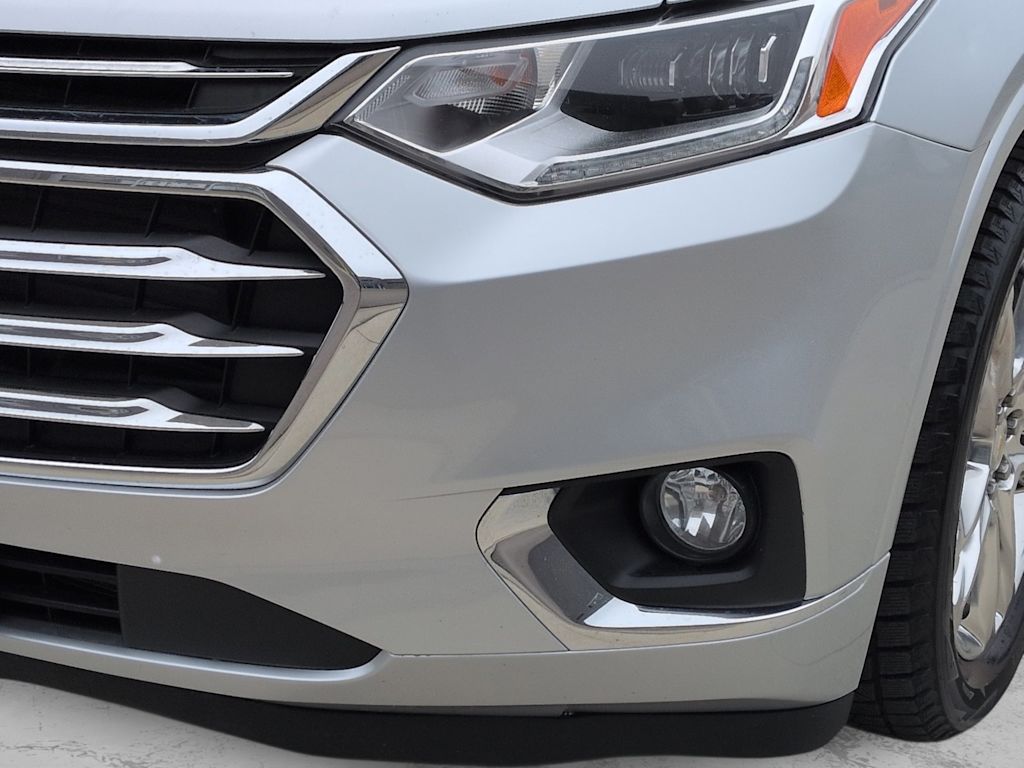 Thumbnail: 2018 Chevrolet Traverse - 23