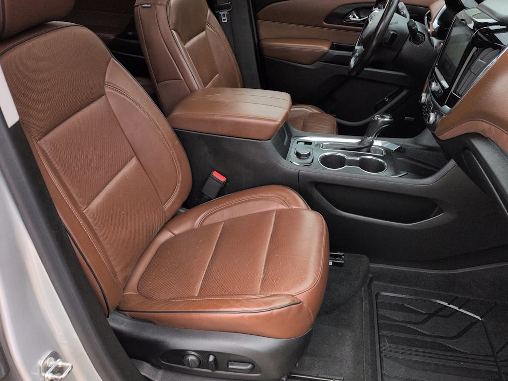 Thumbnail: 2018 Chevrolet Traverse - 12