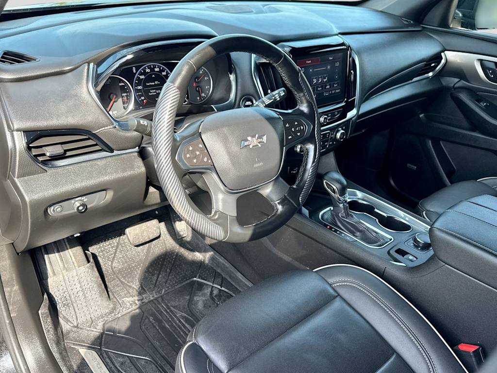 Thumbnail: 2023 Chevrolet Traverse - 2