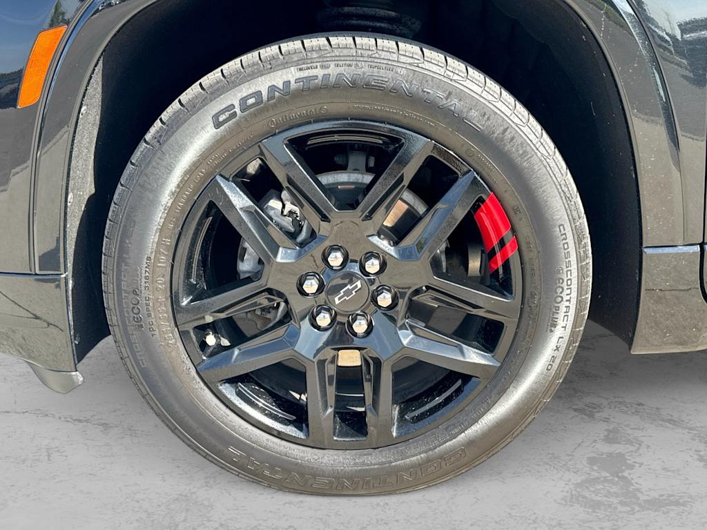 Thumbnail: 2023 Chevrolet Traverse - 8