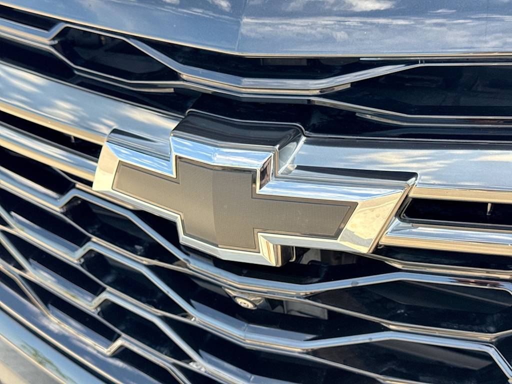 Thumbnail: 2023 Chevrolet Traverse - 7