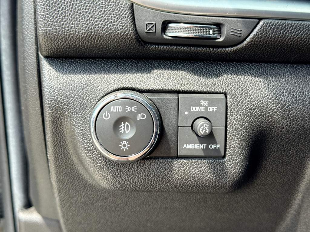 Thumbnail: 2014 Chevrolet Traverse - 29
