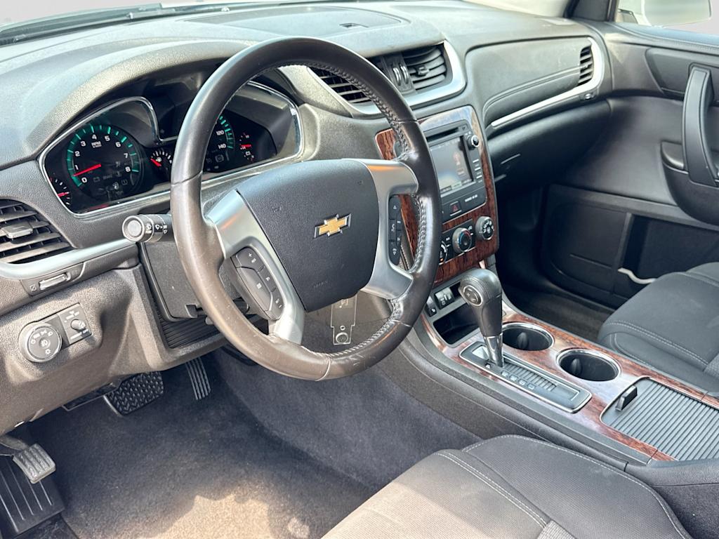 Thumbnail: 2014 Chevrolet Traverse - 2