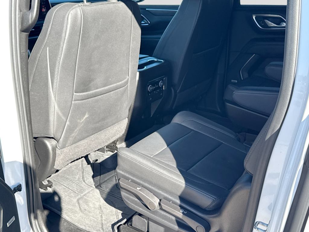 Thumbnail: 2024 Chevrolet Suburban - 10