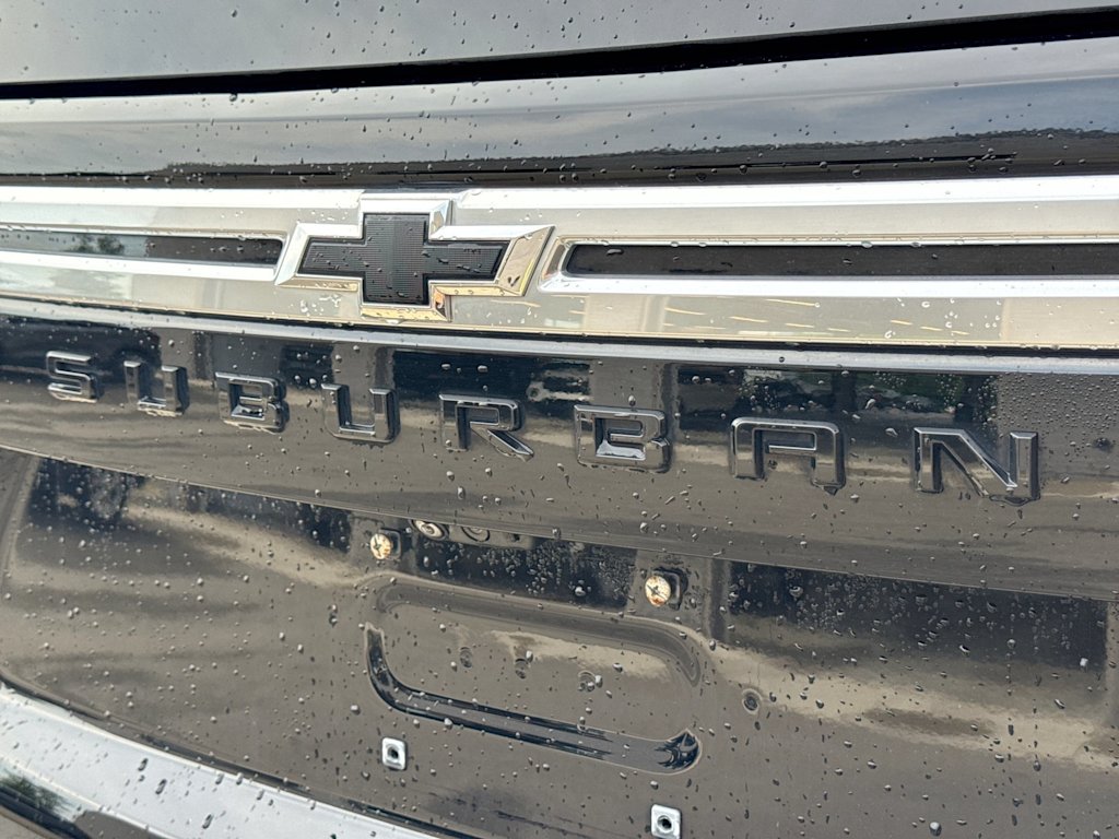Thumbnail: 2021 Chevrolet Suburban - 24