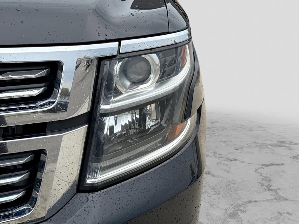 Thumbnail: 2016 Chevrolet Suburban - 23
