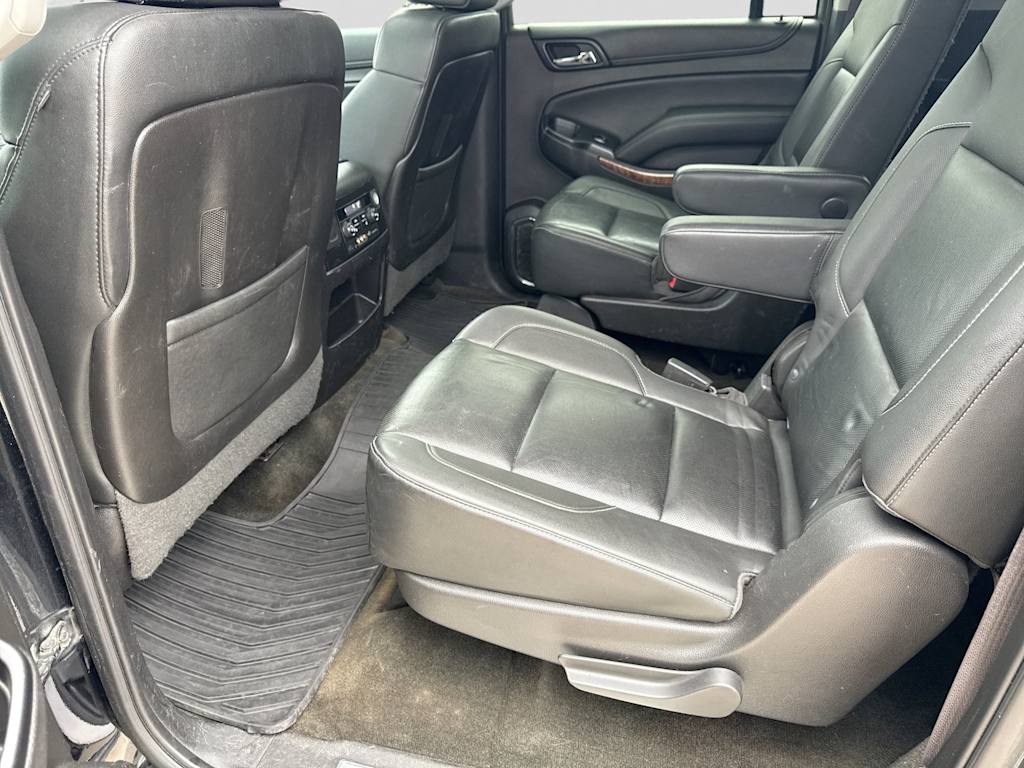 Thumbnail: 2016 Chevrolet Suburban - 27