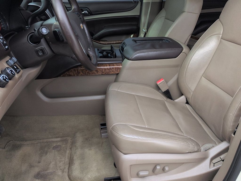 Thumbnail: 2015 Chevrolet Suburban - 10